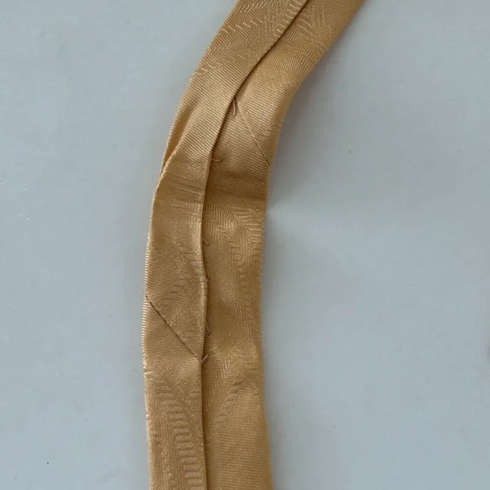 Polo By Ralph Lauren Golf Scene Neck Tie Gold Multicolor Silk Hand Made USA VTG
